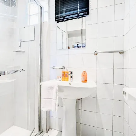 L'olivine - Paisible Loft Avec Terrasse Cannes